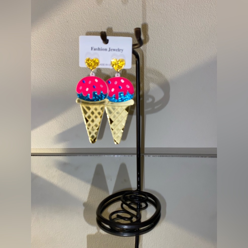 Ice cream cone earrings!